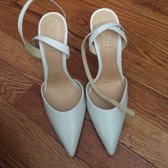 SCHUTZ Shoes - SCHUTZ White Pointed-Toe Sandals